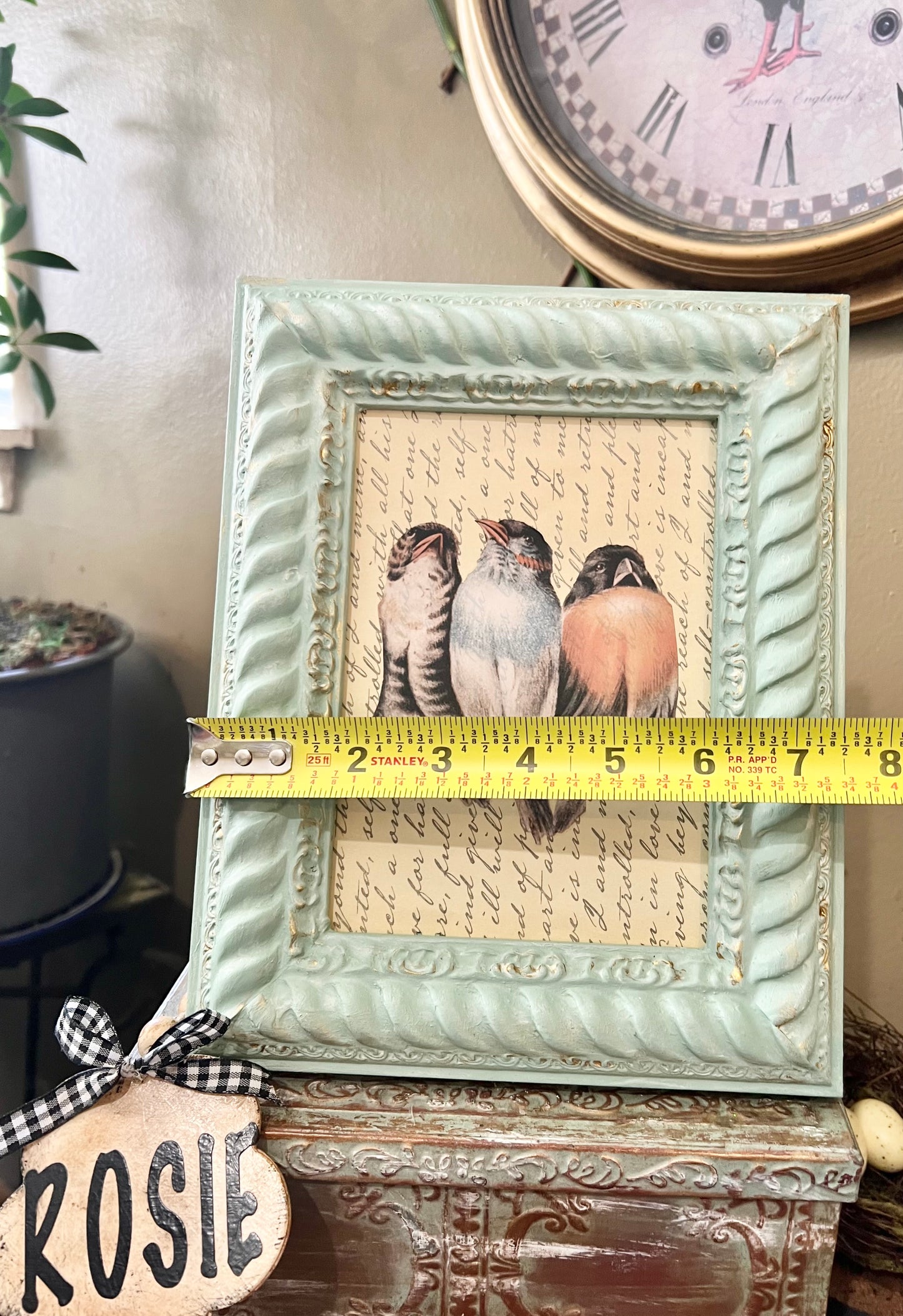 Home decor, Green frame with birds